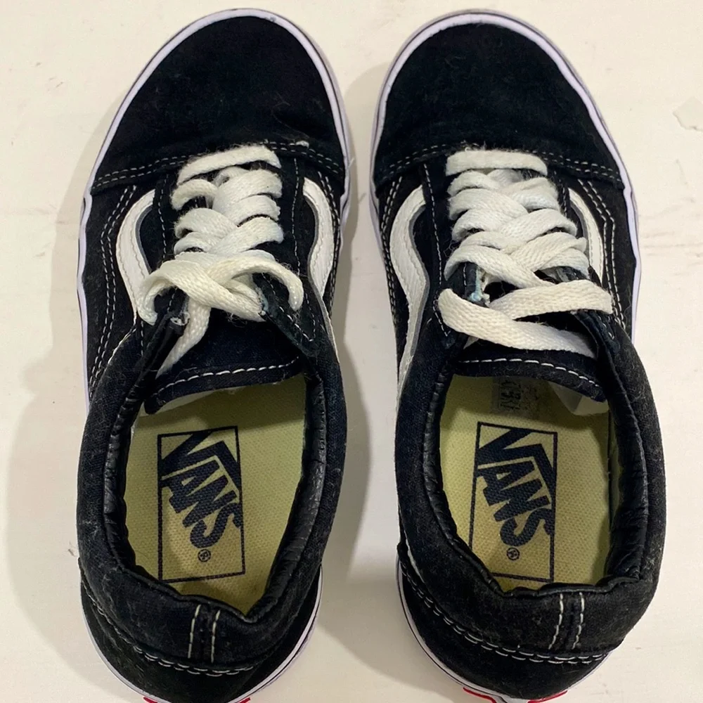 Vans Youth Old Skool Black/White Skate Shoes Suede |Size 4 Youth or 5.5 Women - Picture 6 of 9